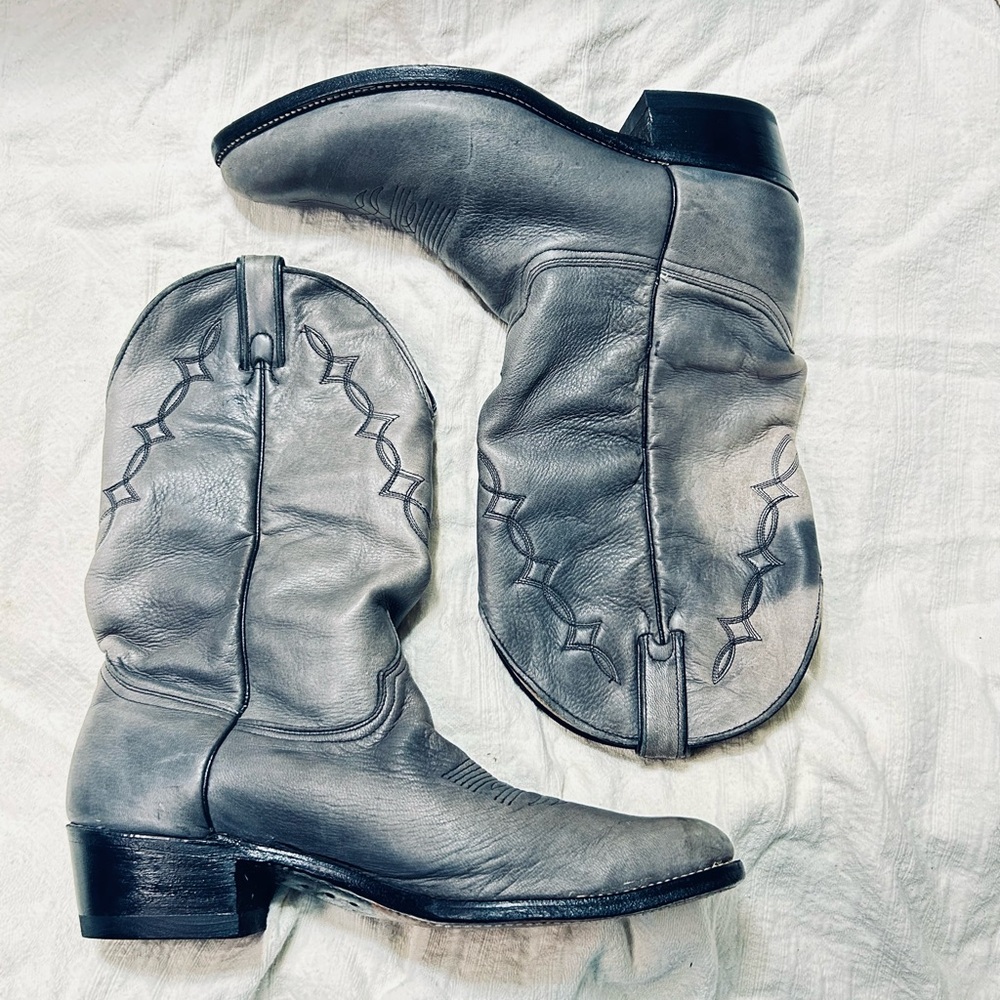 Abilene Gray Leather Boots with Black Accent stitching.